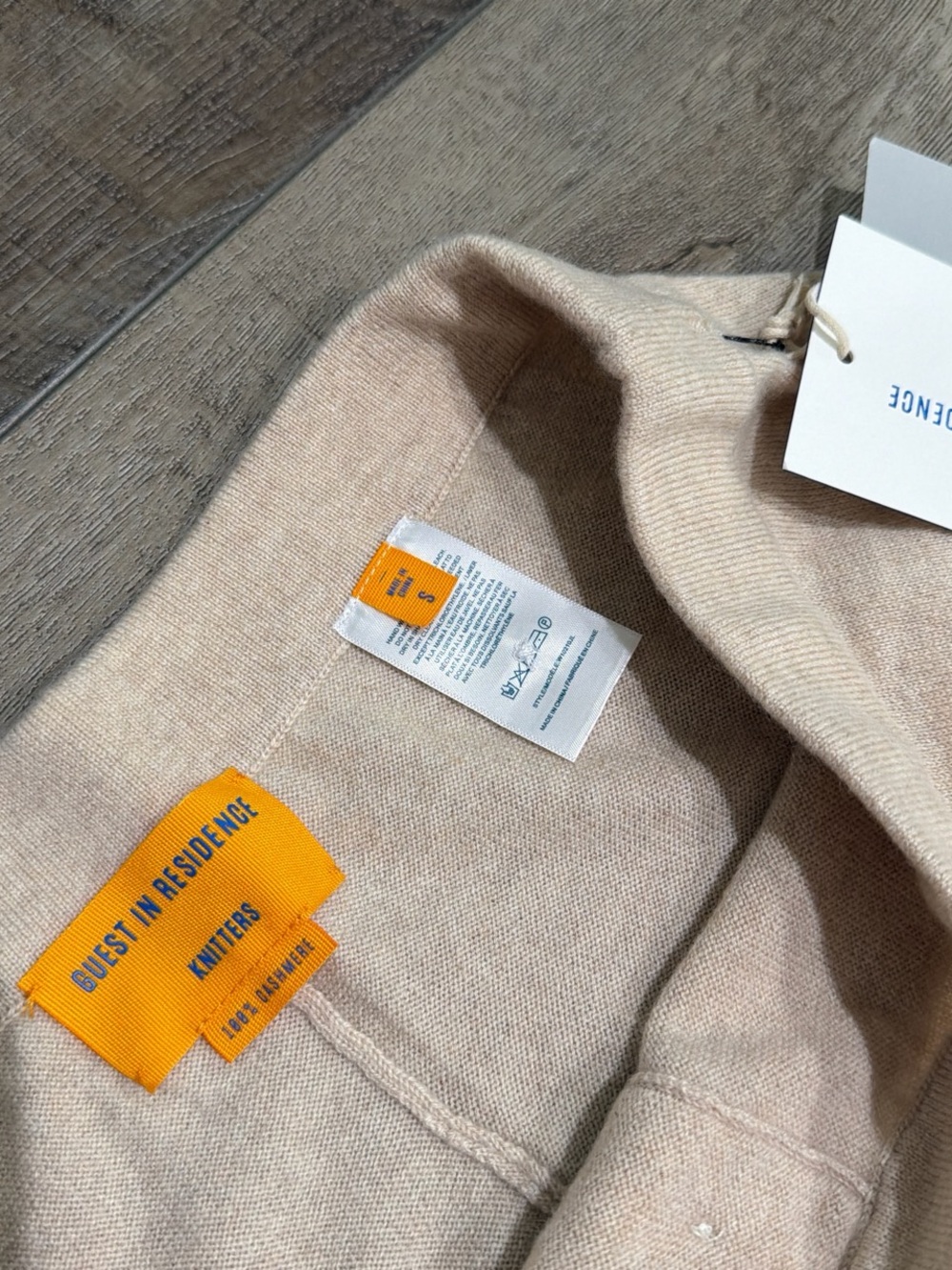 Guest In Residence Everywhere cashmere pants in sandstone NWT - Picture 4 of 8
